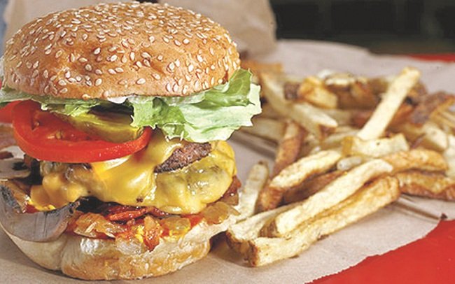 Treat Diabetes And Loss Weight: A Diet That Keeps You Healthy - Low Carbohydrate &amp; High Fat Diet