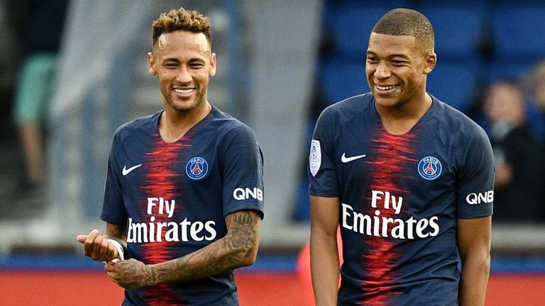 Bayern Coach Confident Team’s Defence Will Subdue PSG’s Neymar, Mbappe