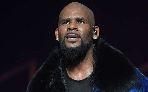 Watch: R. Kelly Arrested, Turned Himself In To Police