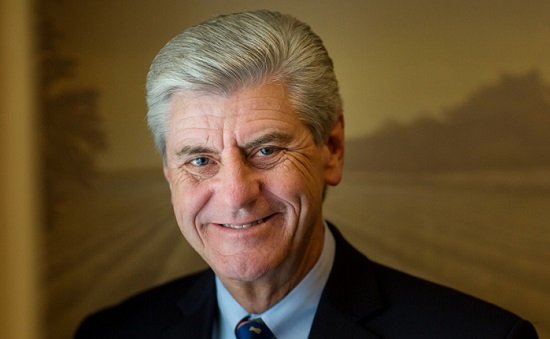 Mississippi Governor Signs Abortion Ban: I Want to Tell the Lord “I Fought for Innocent Babies”