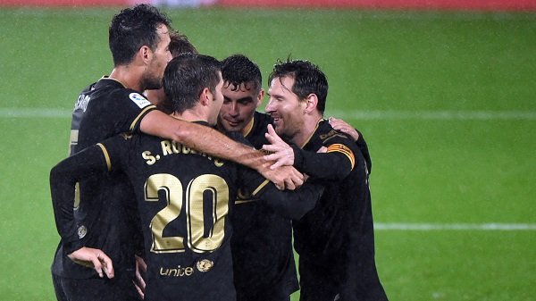 Barca title hopes hanging by a thread after Levante draw