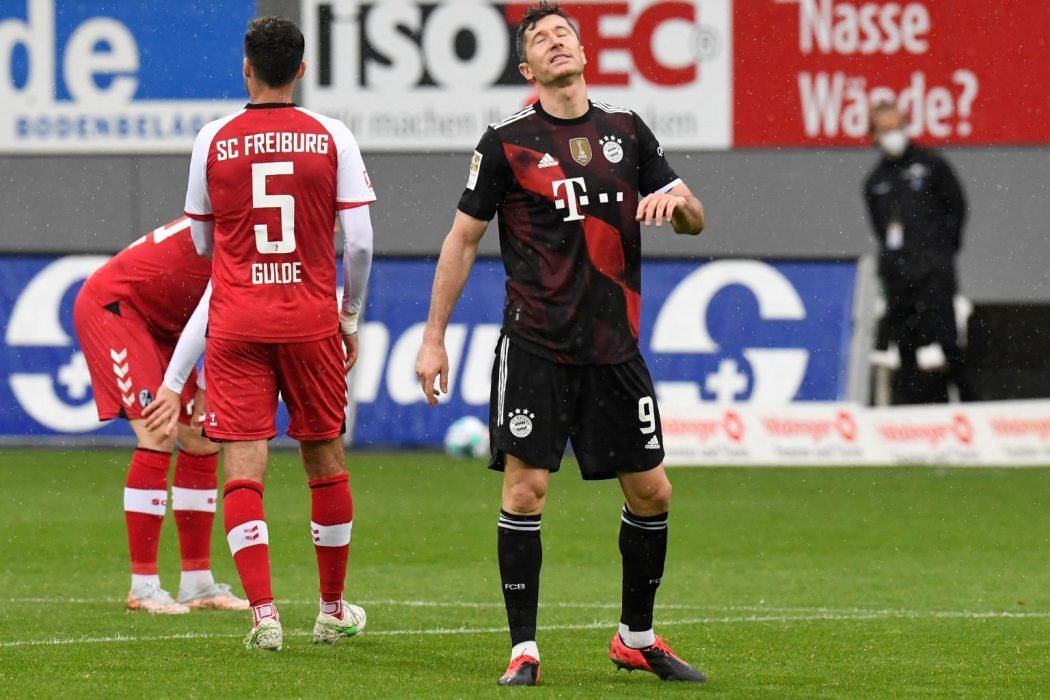 Mueller says Lewandowski ‘has to’ win Ballon d’Or