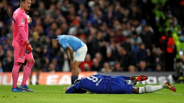 Unsettled Chelsea star Lukaku dropped for Liverpool clash