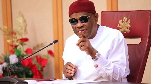 It’s not proper – Wike knocks Buhari for lifting restriction on old N200 notes