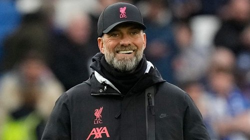 Picture of Bayern Munich midfielder in Liverpool kit goes viral amid rumors of £25m move to Anfield 
