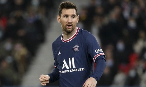 Messi back in training with PSG
