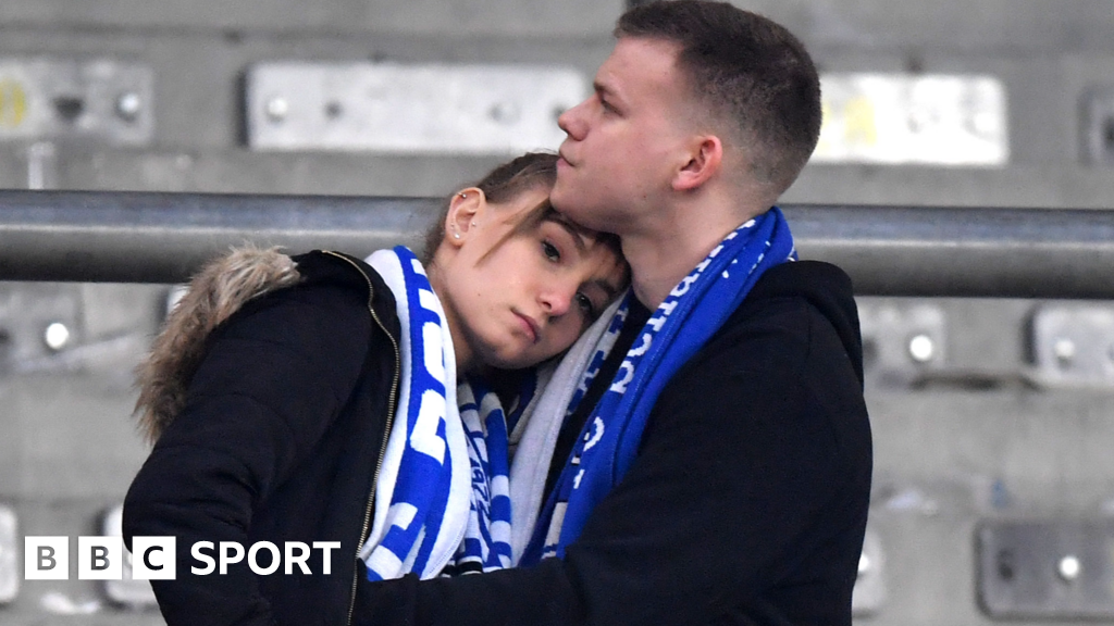 Champions League: Schalke, relegation and oblivion - BBC